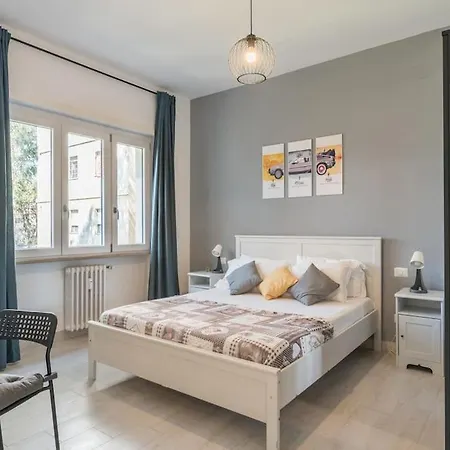 Cinema House In Cinecitta